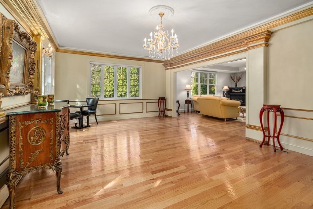 8 Cottonwood Road Newton, MA 02459 - Photo 14 of 38 Gallery Image 14