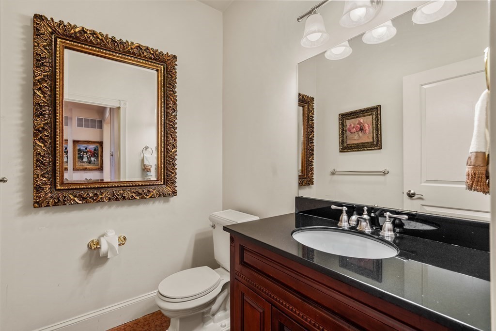 8 Cottonwood Road Newton, MA 02459 - Photo 17 of 38 Gallery Image 17