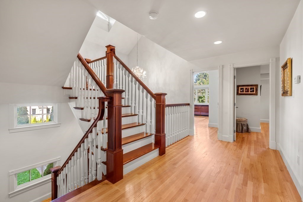 8 Cottonwood Road Newton, MA 02459 - Photo 31 of 38 Gallery Image 31