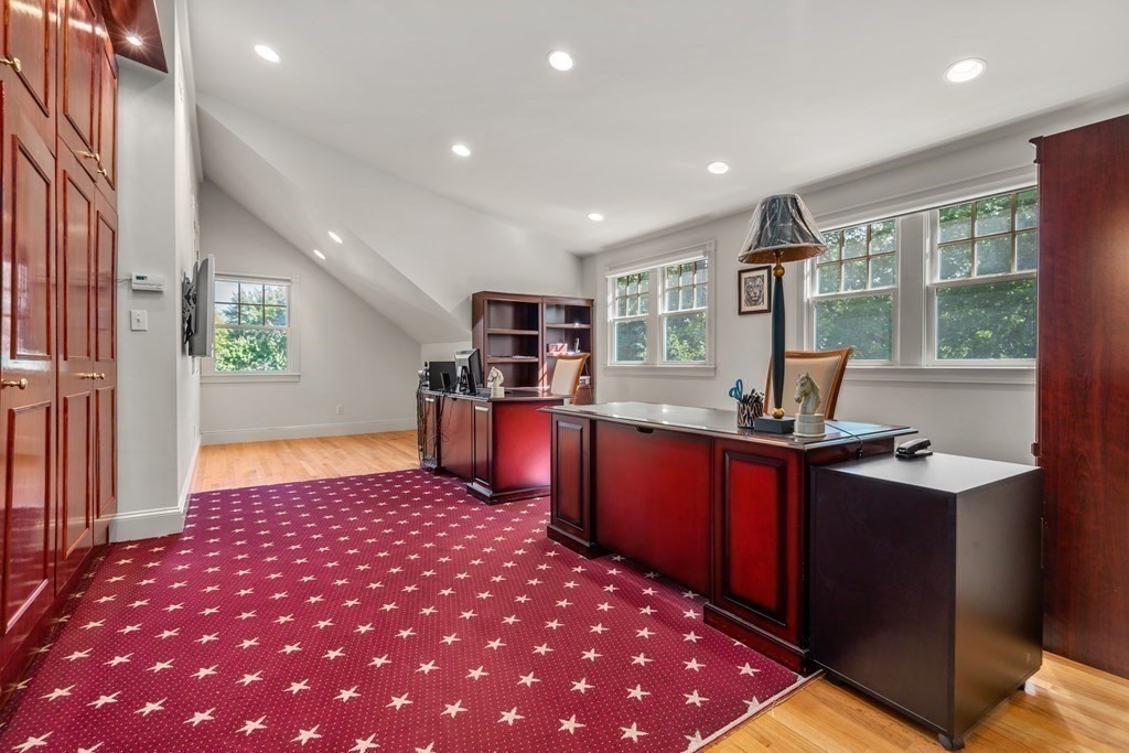 8 Cottonwood Road Newton, MA 02459 - Photo 33 of 38 Gallery Image 33