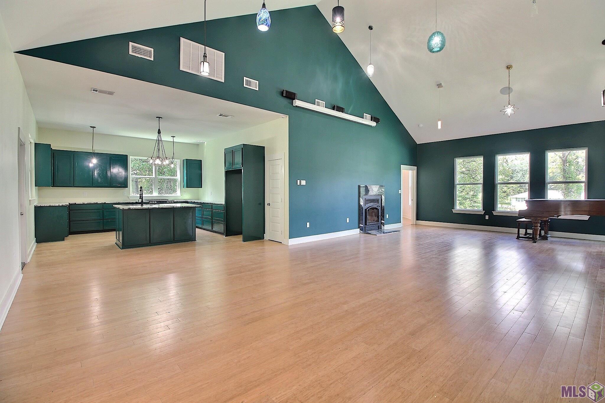 11072 Blackwater Road Baker, LA 70714 - Photo 9 of 36