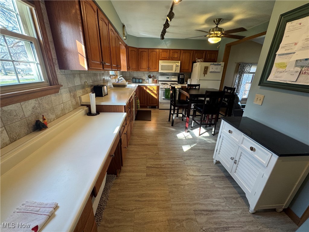 2020 Howland Wilson Road Northeast Warren, OH 44484 - Photo 10 of 32 Gallery Image 10