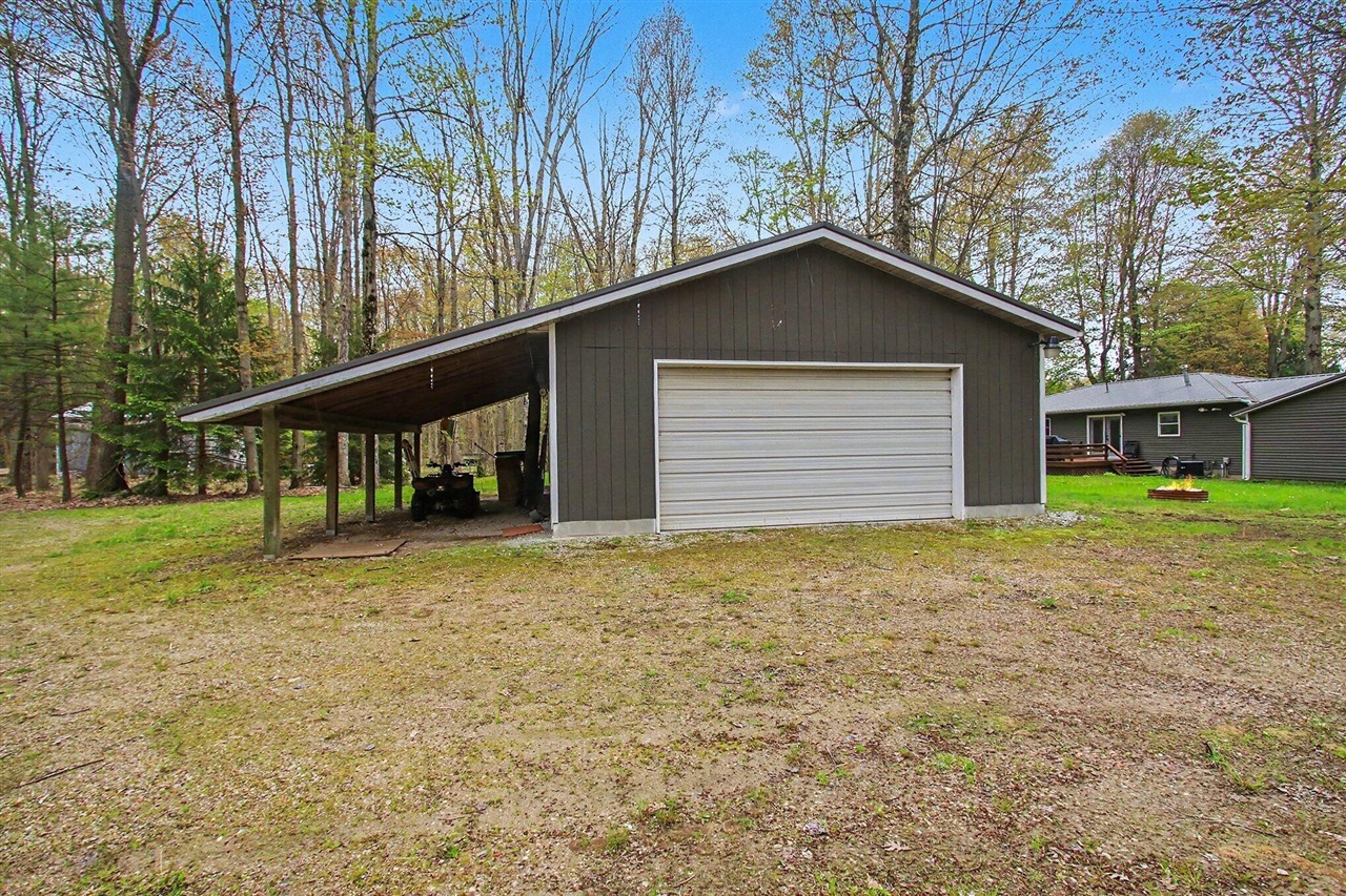 18412 148th Avenue Spring Lake, MI 49456 - Photo 8 of 30