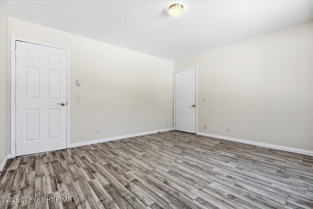 12 Devonshire Lane Mount Pocono, PA 18344 - Photo 19 of 39 a view of room