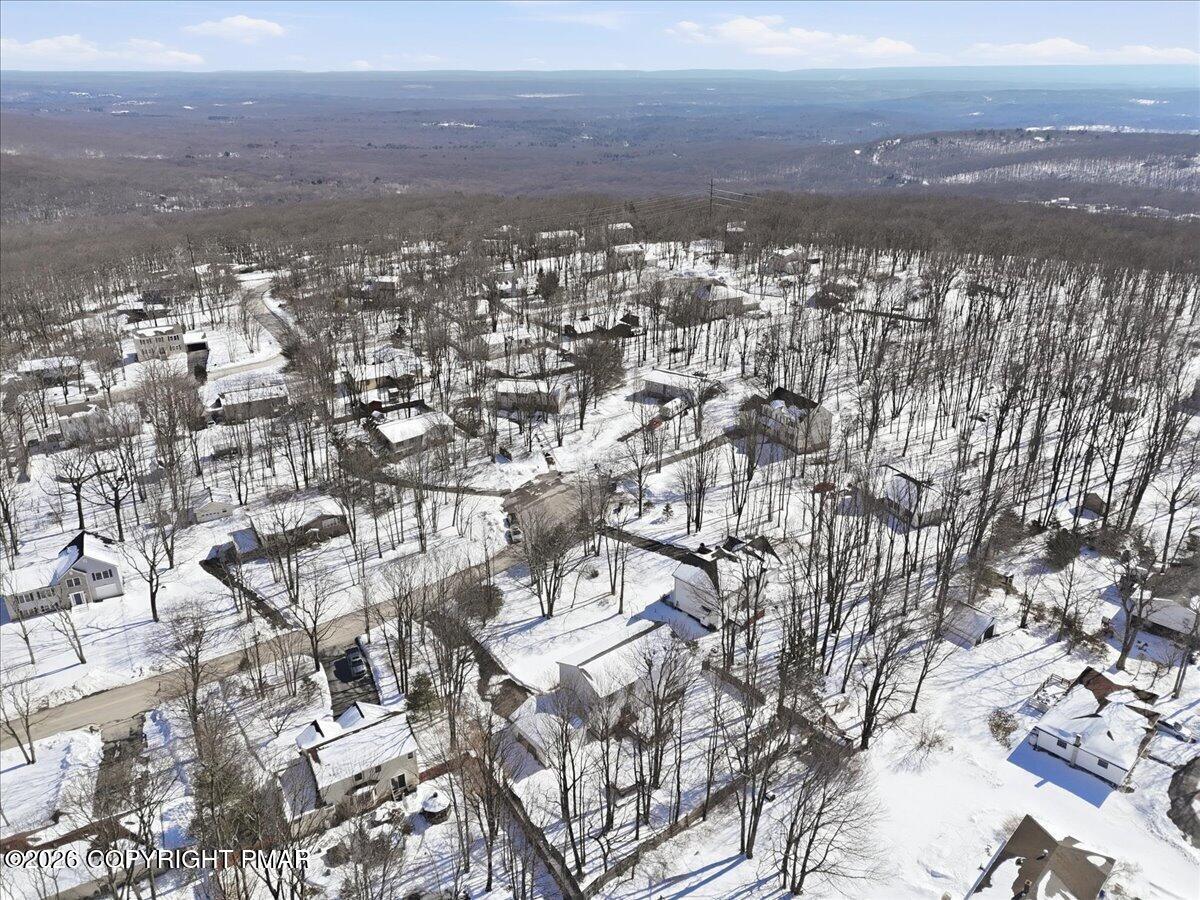 12 Devonshire Lane Mount Pocono, PA 18344 - Photo 38 of 39 an aerial view of multiple house