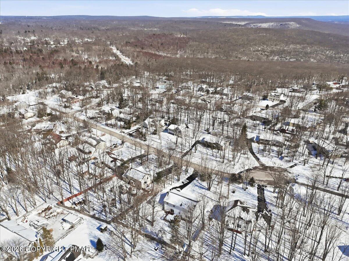 12 Devonshire Lane Mount Pocono, PA 18344 - Photo 39 of 39 an aerial view of residential houses with city view