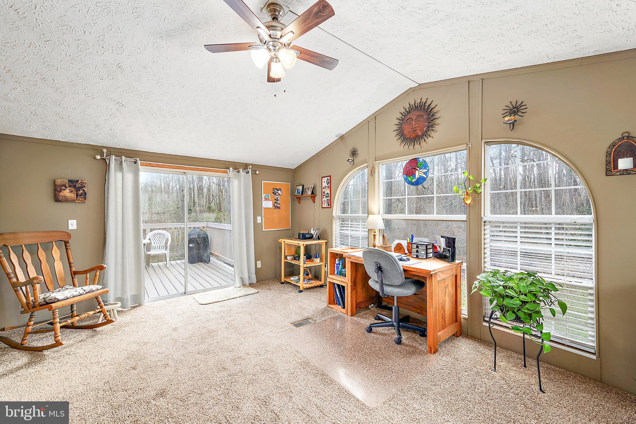 13301 Old Stage Road Bishopville, MD 21813 - Photo 21 of 43 a room with furniture