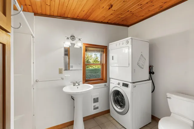 $575,000 | 40 Knubble Road, Georgetown, ME 04548