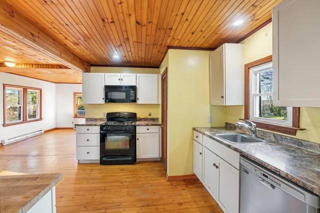 $575,000 | 40 Knubble Road, Georgetown, ME 04548