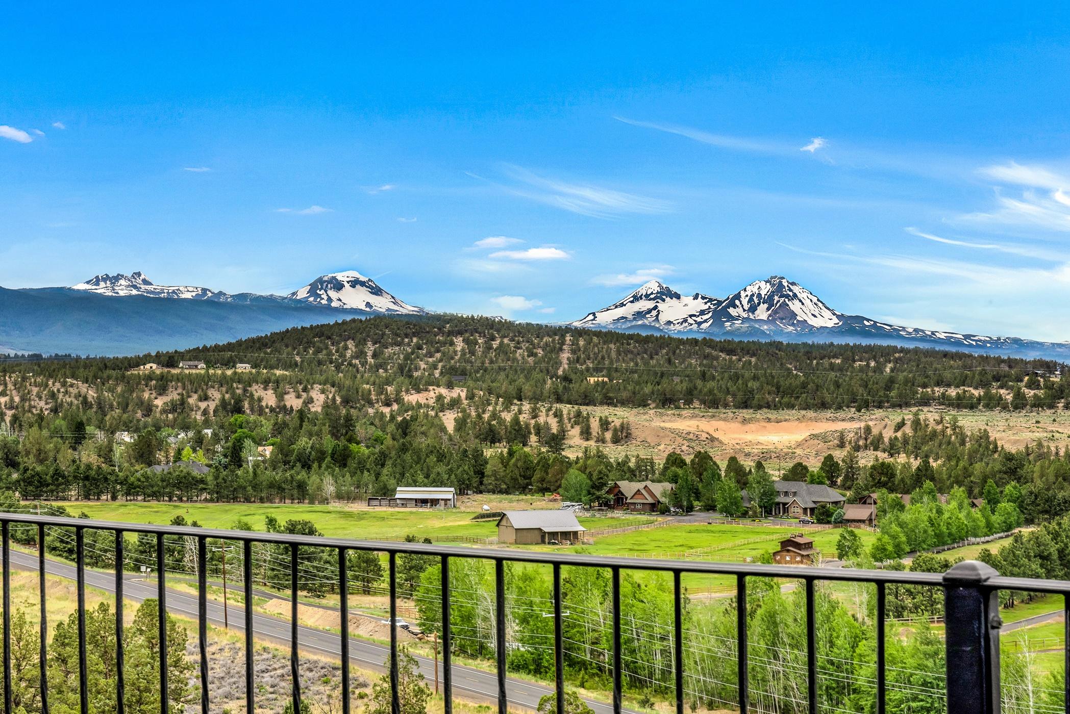 20130 Winston Loop Bend, OR 97703 - Photo 27 of 33 28