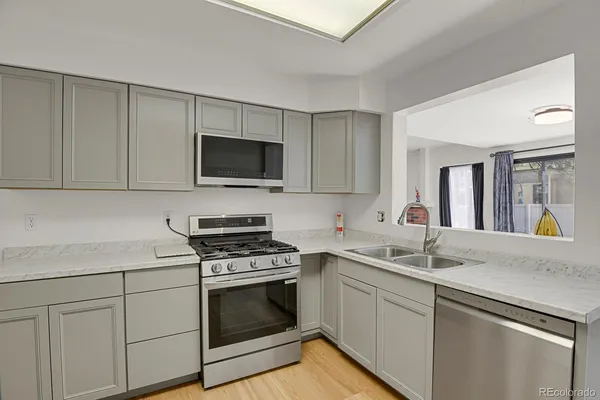 $450,000 | 7925 West Layton Avenue, Unit 528, Littleton, CO 80123