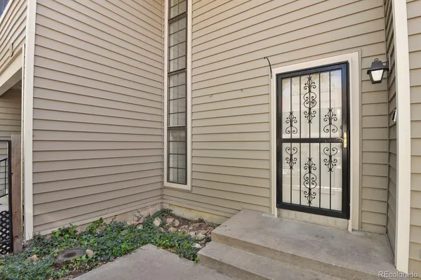 $450,000 | 7925 West Layton Avenue, Unit 528, Littleton, CO 80123