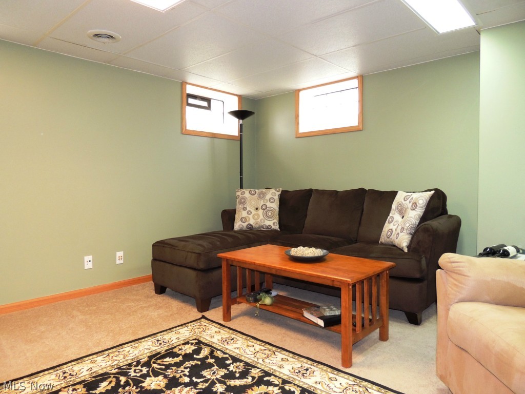 8012 Ackley Road Parma, OH 44129 - Photo 19 of 25