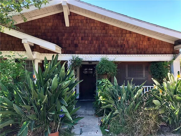 $1,100,000 | 3907 Griffin Avenue, Los Angeles, CA 90031