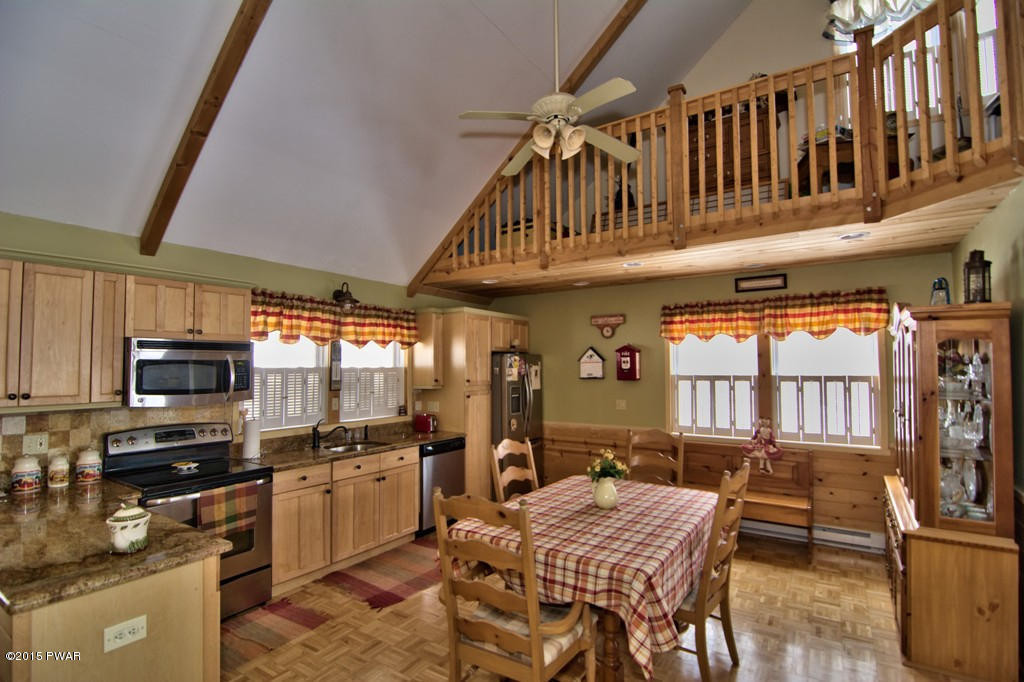 102 Ridge Road Lake Ariel, PA 18436 - Photo 24 of 46