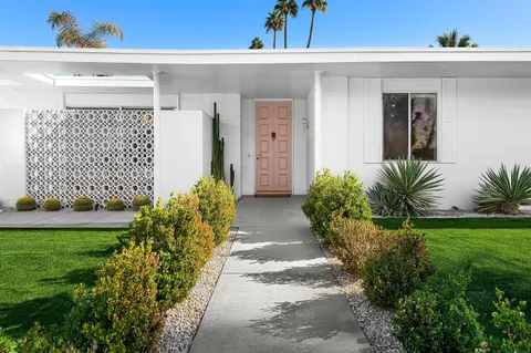 $2,799,000 | 2622 South Calle Palo Fierro, Palm Springs, CA 92264