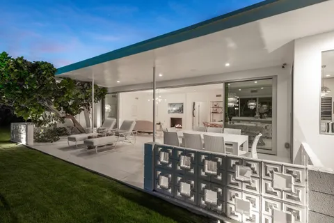 $2,799,000 | 2622 South Calle Palo Fierro, Palm Springs, CA 92264