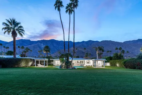 $2,995,000 | 2622 South Calle Palo Fierro, Palm Springs, CA 92264