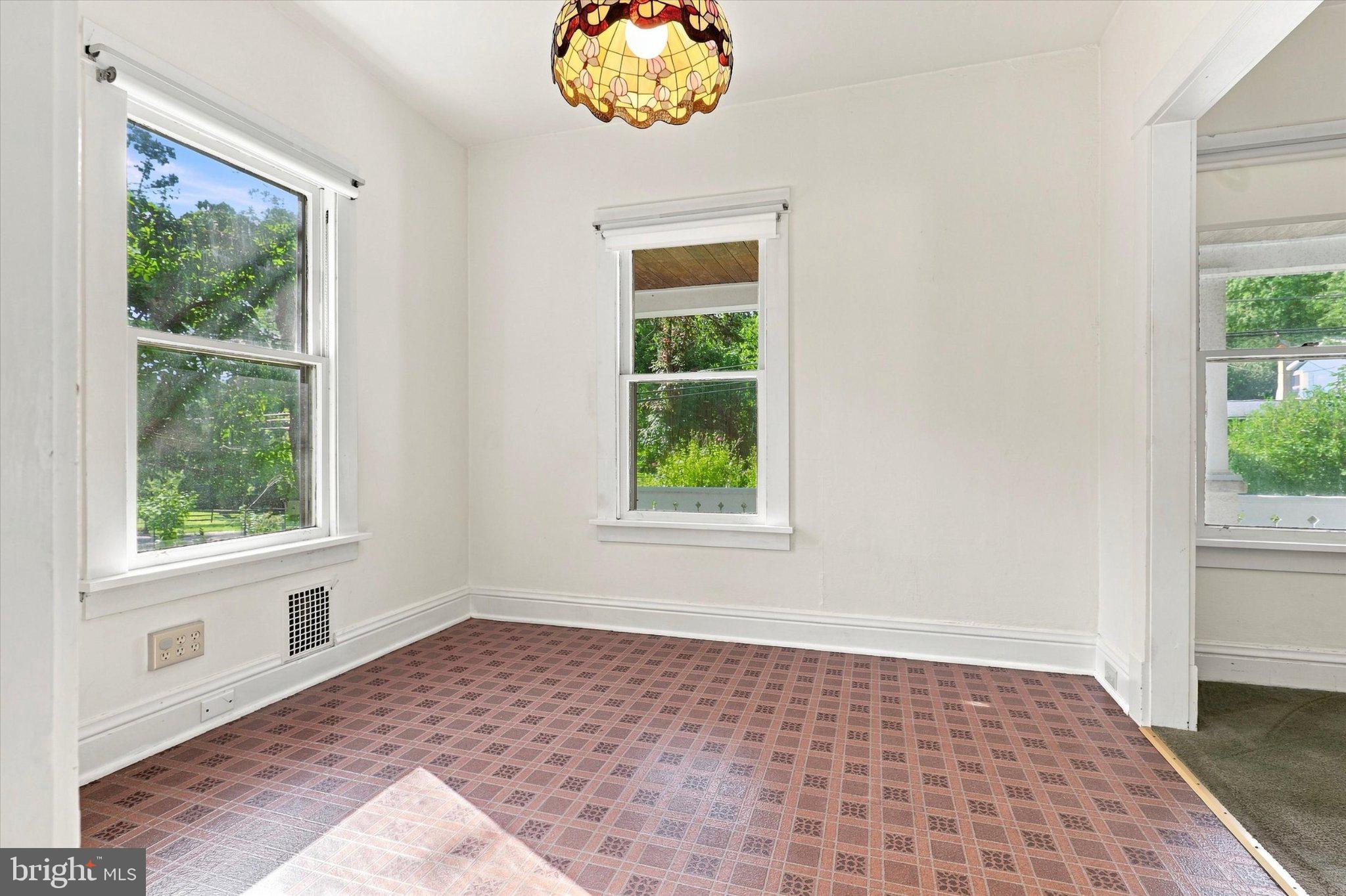 535 Valley Park Road Phoenixville, PA 19460 - Photo 11 of 25 Gallery Image 11