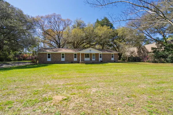 $549,000 | 6047 Highway 165, Ravenel, SC 29470