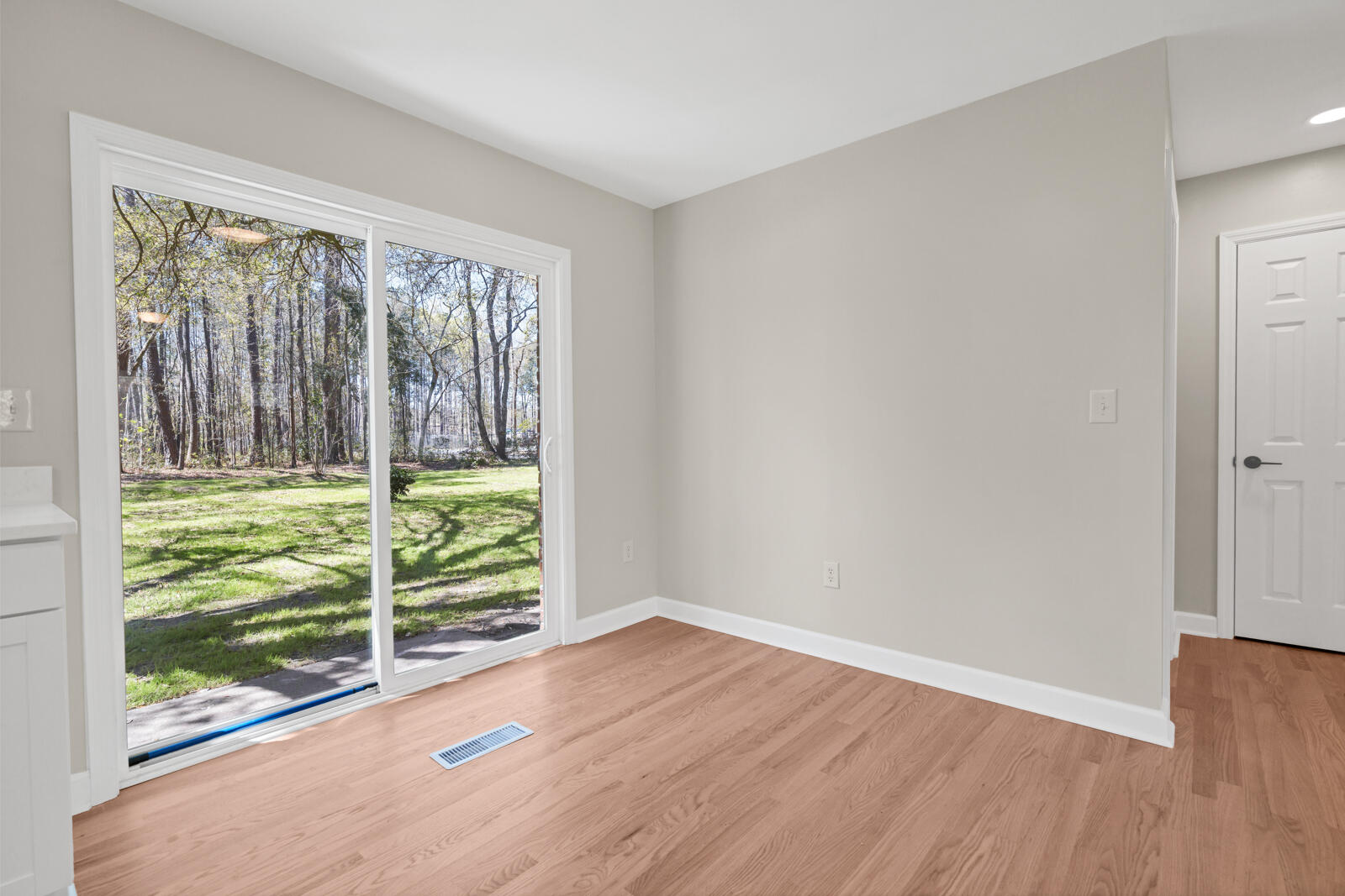 6047 Highway 165 Ravenel, SC 29470 - Photo 4 of 33 untitled-10