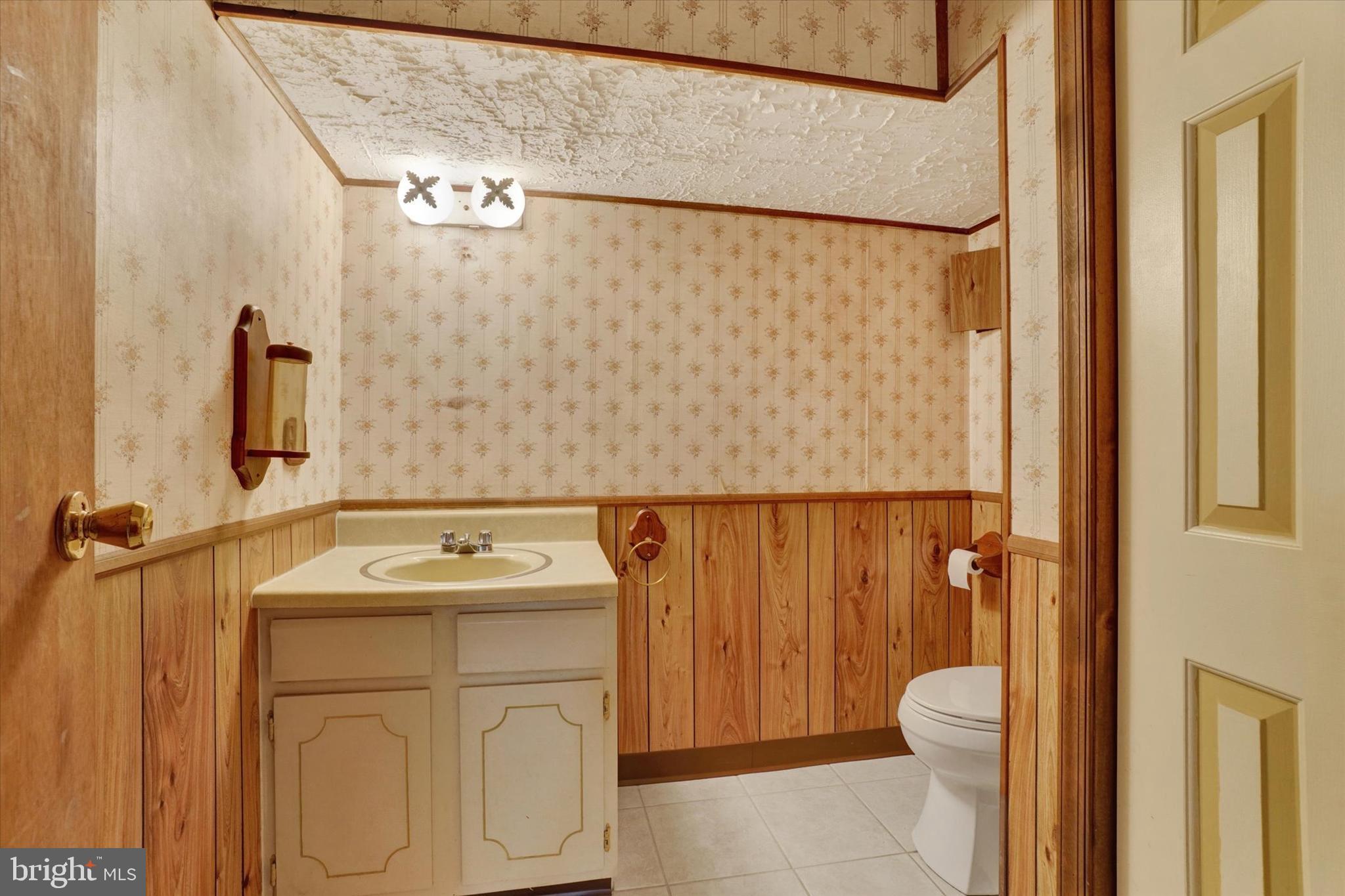 3795 Starview Road Mount Wolf, PA 17347 - Photo 17 of 35