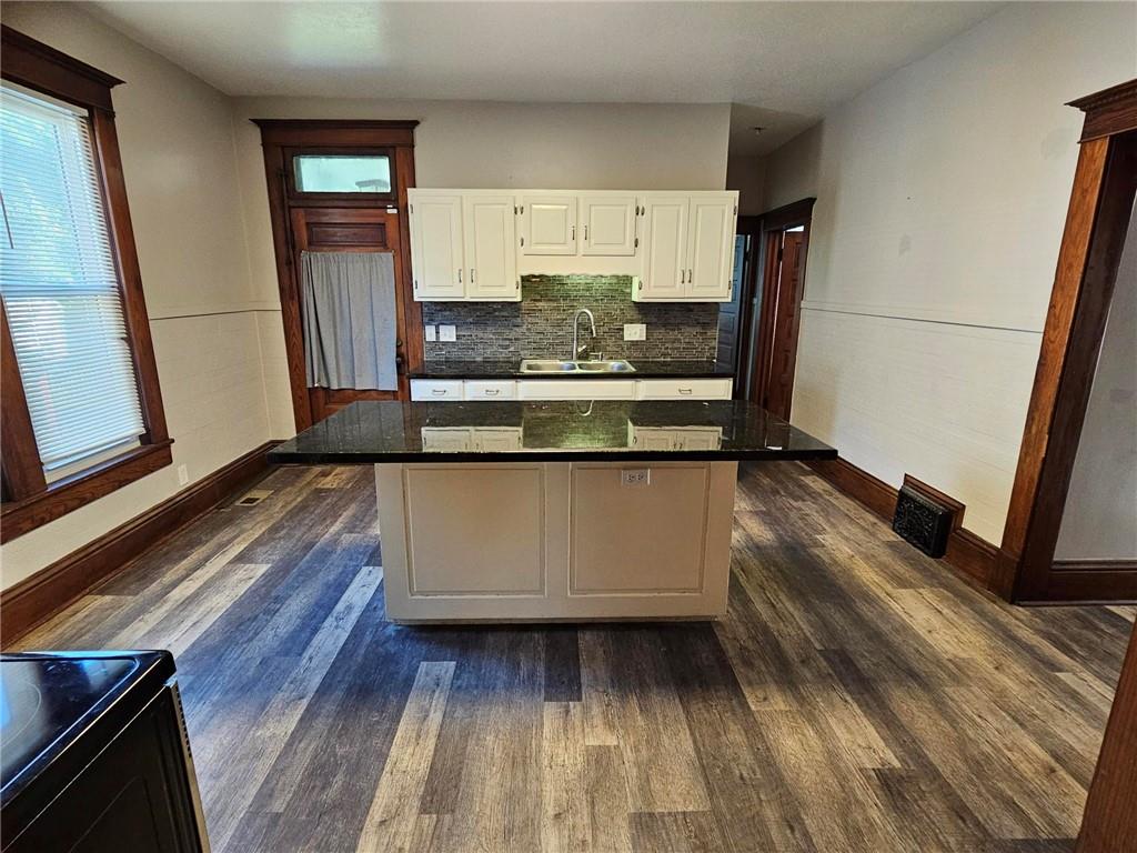 1136 Kearney Street Atchison, KS 66002 - Photo 6 of 21