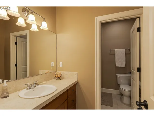 $1,399,000 | 5101 Northwest Paradise Drive, Forest Grove, OR 97116