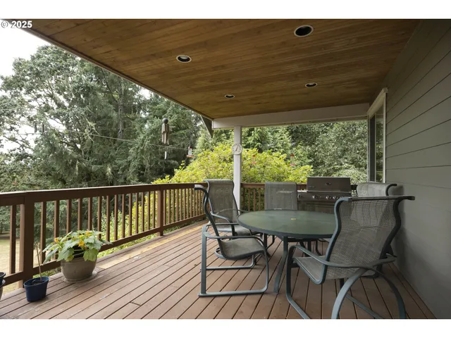$1,399,000 | 5101 Northwest Paradise Drive, Forest Grove, OR 97116