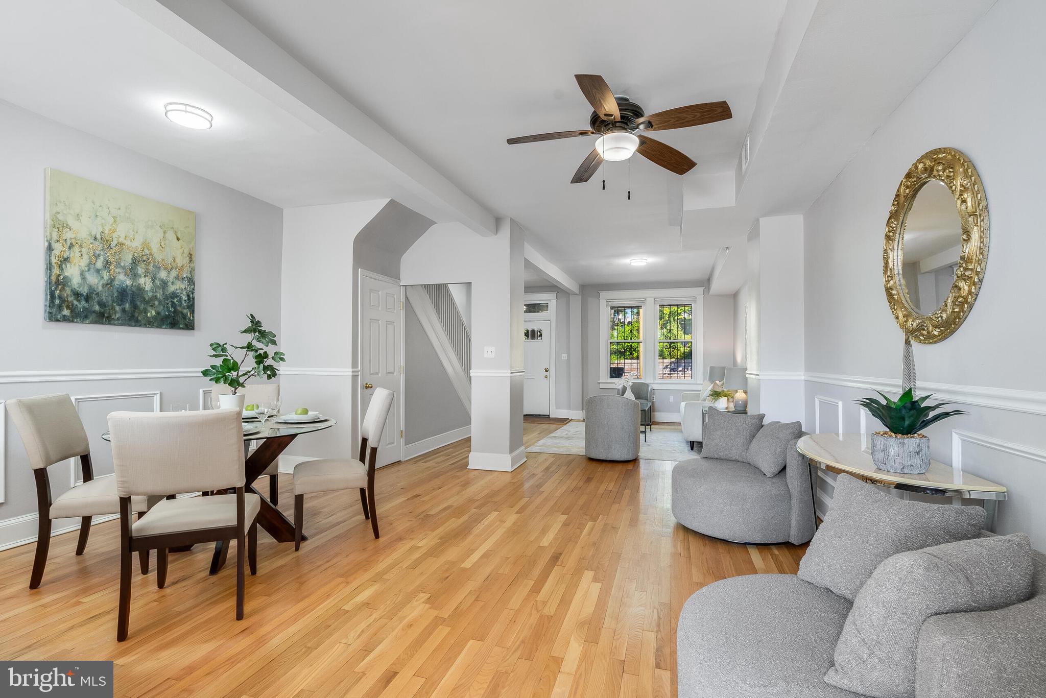 2116 North Capitol Street Northwest Washington, DC 20002 - Photo 12 of 50 a living room with furniture
