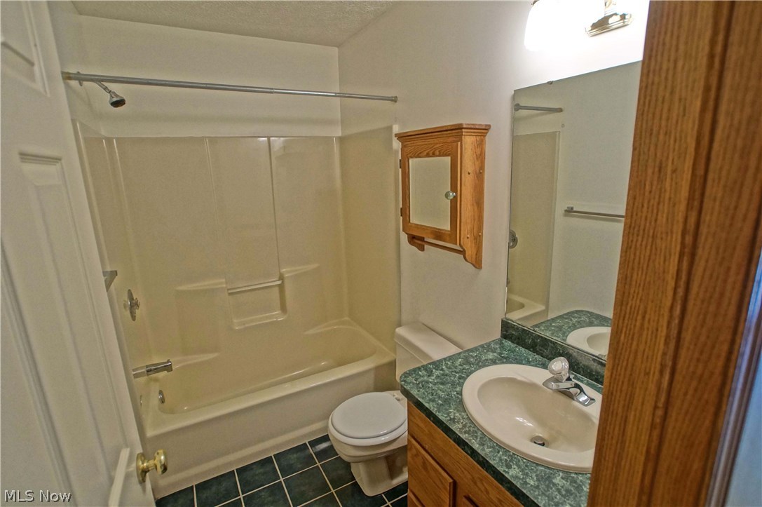 7575 Leroy Thompson Road Thompson, OH 44086 - Photo 11 of 24