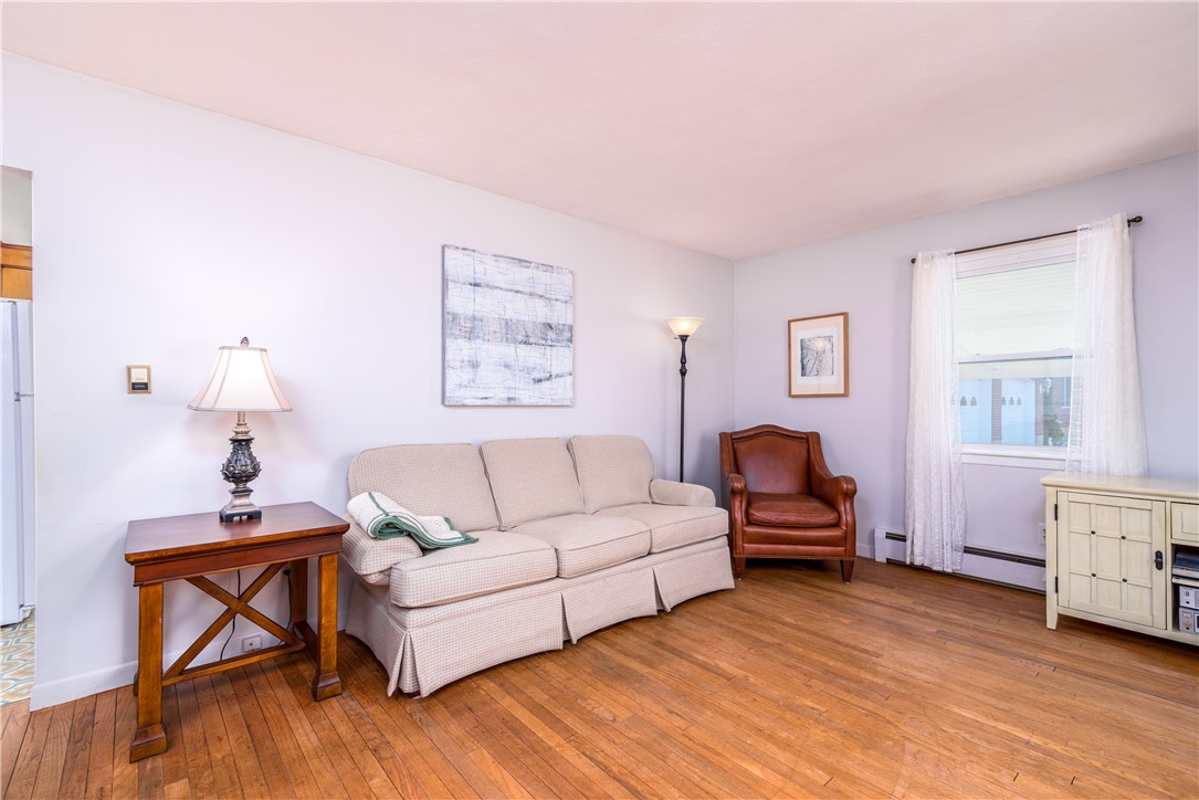 20 South Drive Westerly, RI 02891 - Photo 4 of 26