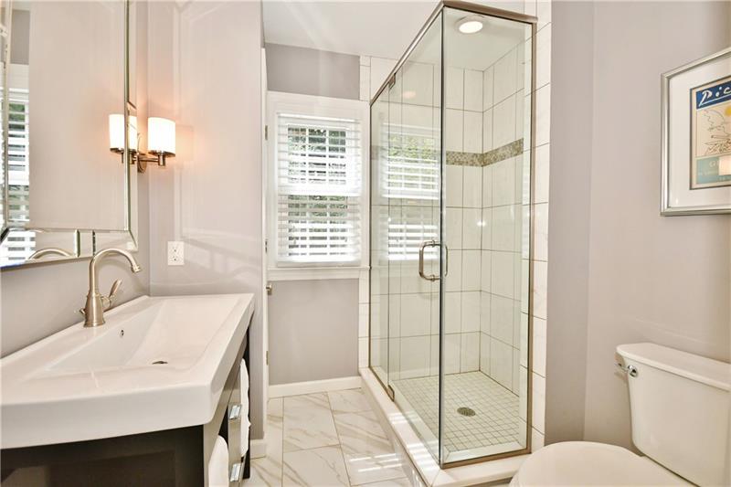 246 Orr Road Pittsburgh, PA 15241 - Photo 18 of 25 Gallery Image 18