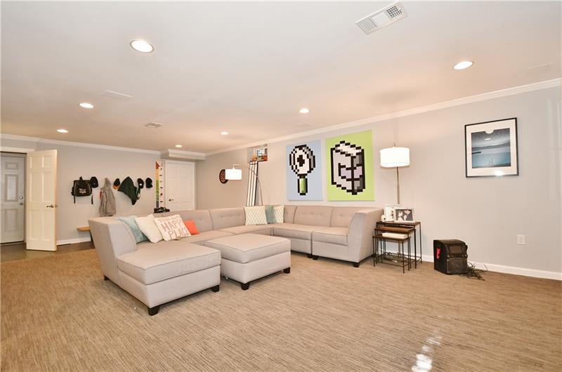 246 Orr Road Pittsburgh, PA 15241 - Photo 21 of 25 Gallery Image 21