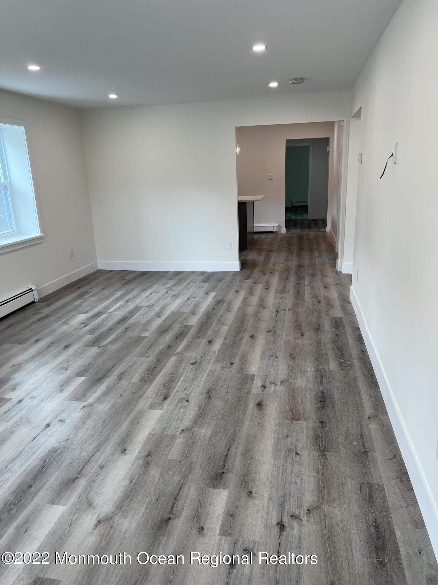 33 Lower Main Street, Unit LOWER LEVEL Matawan, NJ 07747 - Photo 13 of 25 LIVING ROOM