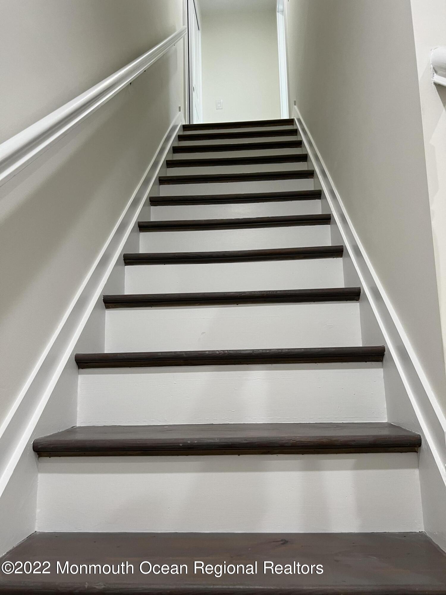 33 Lower Main Street, Unit LOWER LEVEL Matawan, NJ 07747 - Photo 21 of 25 UP TO MASTER LEVEL