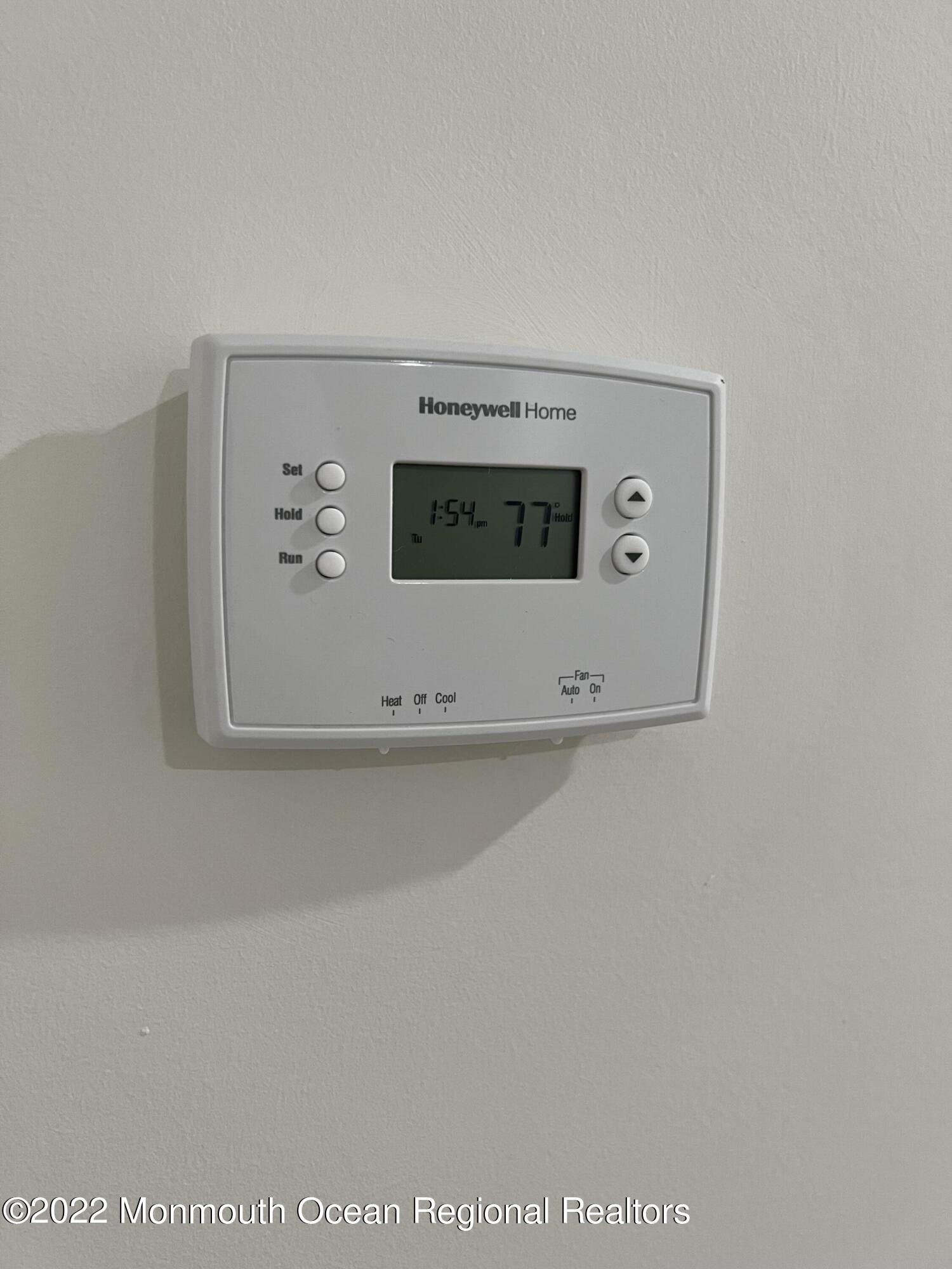 33 Lower Main Street, Unit LOWER LEVEL Matawan, NJ 07747 - Photo 24 of 25 HONEYWELL THERMOSTAT