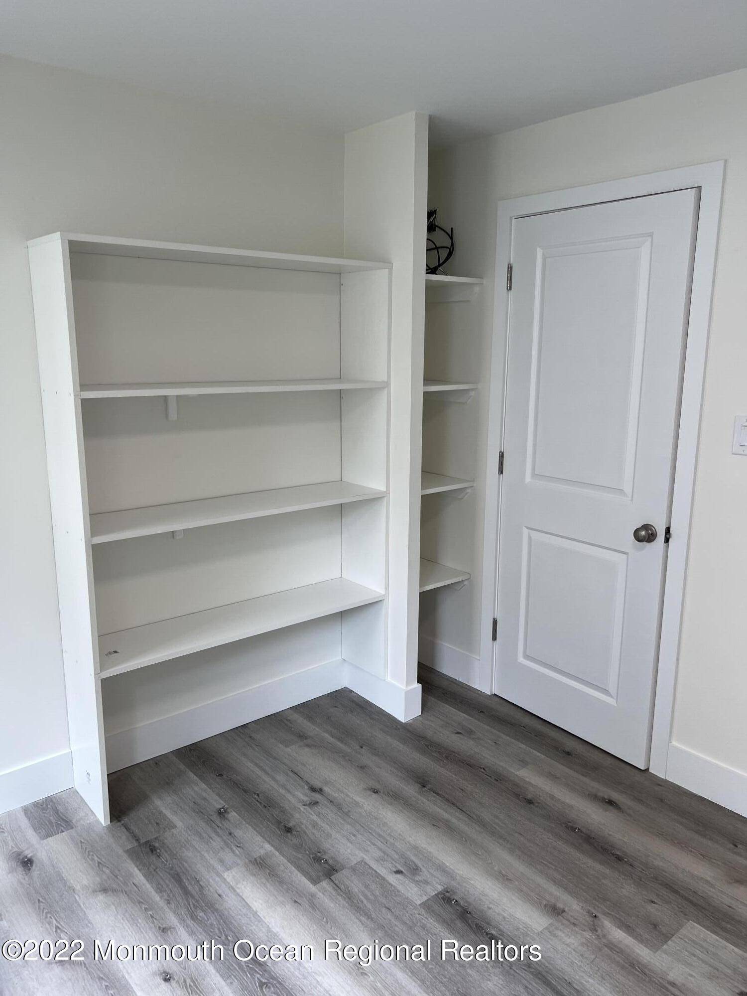 33 Lower Main Street, Unit LOWER LEVEL Matawan, NJ 07747 - Photo 10 of 25 LAUNDRY/PANTRY