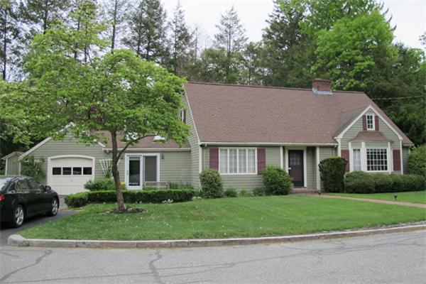 14 Ginn Road Winchester, MA 01890 - Photo 2 of 20 Gallery Image 2