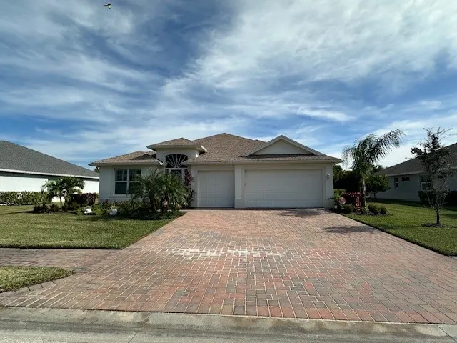 $3,600 | 8330 Summer Lake Drive Southwest, Vero Beach, FL 32967