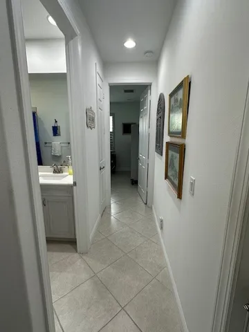 $3,600 | 8330 Summer Lake Drive Southwest, Vero Beach, FL 32967