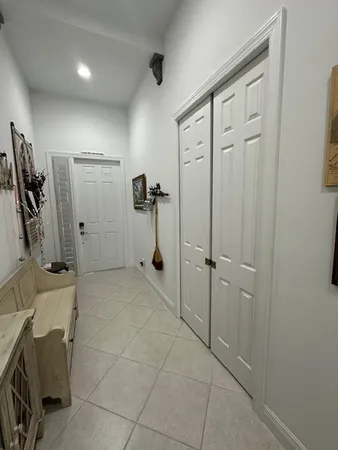 a view of a livingroom with a space