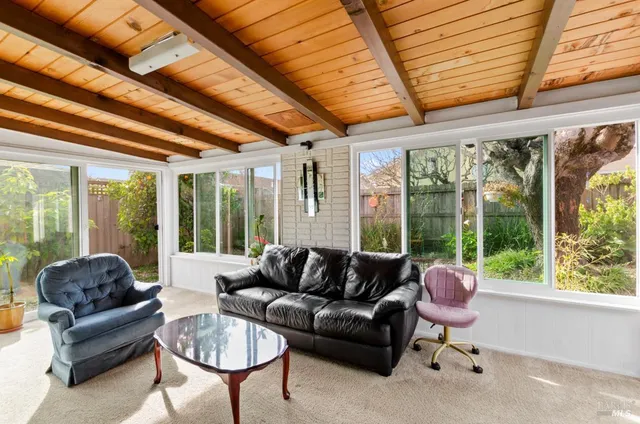 $1,059,000 | 19295 Junipero Serra Drive, Sonoma, CA 95476