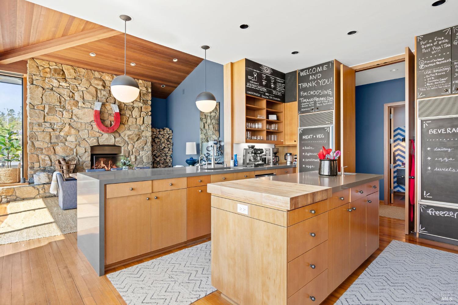 22138 Highway 1 Jenner, CA 95450 - Photo 12 of 48