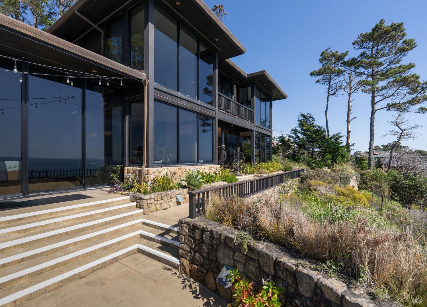 22138 Highway 1 Jenner, CA 95450 - Photo 43 of 48