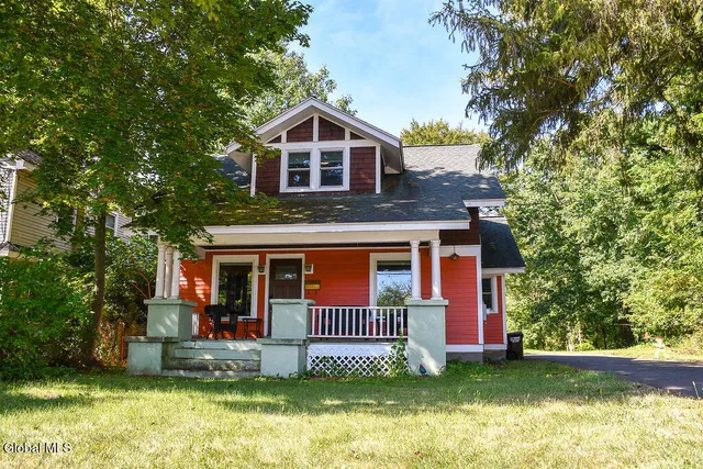 $350,000 | 121 Cherry Avenue, Bethlehem, NY 12054