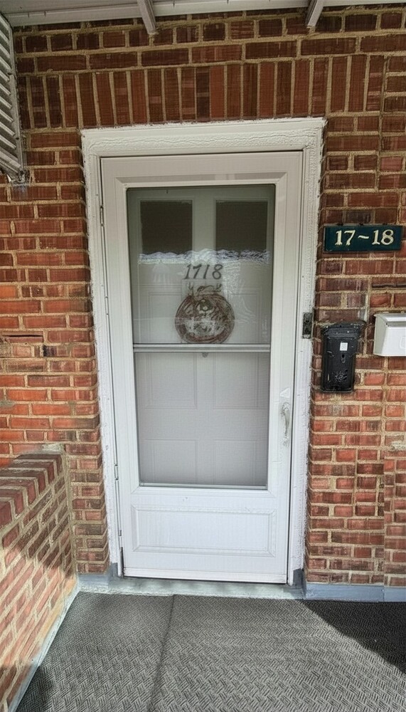1718 Williamsbridge Road Bronx, NY 10461 - Photo 3 of 39