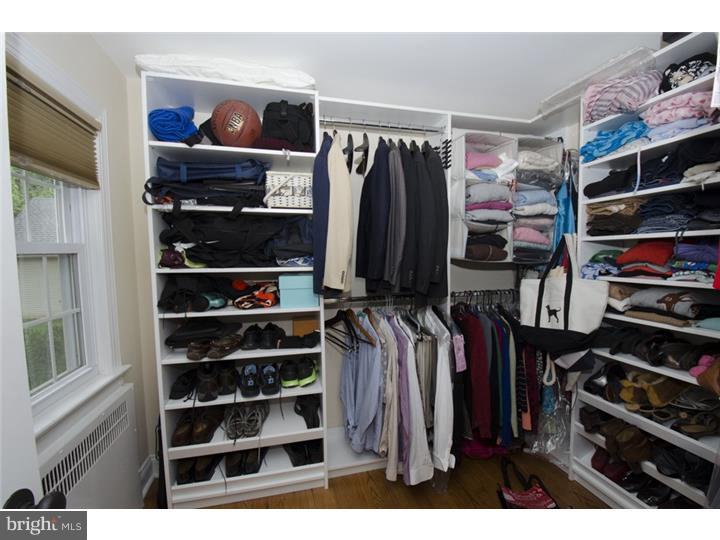 514 Cambridge Road Bala Cynwyd, PA 19004 - Photo 13 of 25 Walk-in Closet