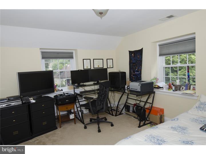 514 Cambridge Road Bala Cynwyd, PA 19004 - Photo 15 of 25 Bedroom 3