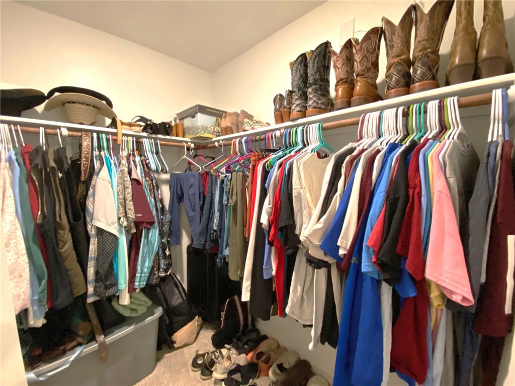 904 Kickapoo Lane College Station, TX 77845 - Photo 11 of 16 Walk-in Closet